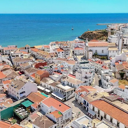 Downtown G - 150m From The