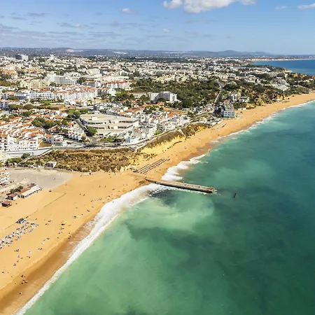 Downtown G - 150m From The Albufeira